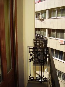 Balkón nebo terasa v ubytování Pensión Moratin