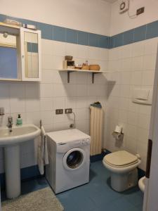 Ένα μπάνιο στο Appartamento Santa Barbara