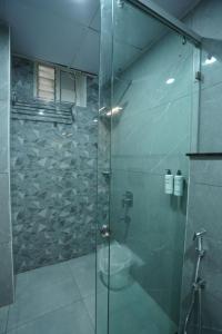 Koupelna v ubytování 23 Urban Suites, Hitech City