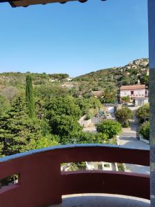 En balkon eller terrasse på Guest House Tra Rocce E Mare