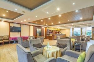 Posezení v ubytování Dujiangyan Liwan Holiday Hotel