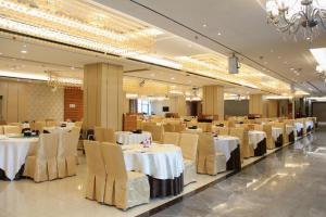 Εστιατόριο ή άλλο μέρος για φαγητό στο Zhongshan Da Dong Yu Hotel