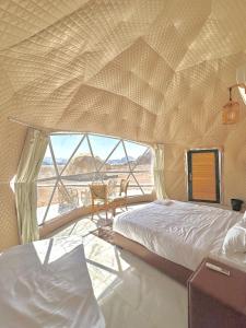 Ένα ή περισσότερα κρεβάτια σε δωμάτιο στο Rum Marcel +36 φωτογραφίες