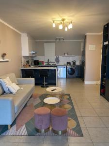 Φωτογραφία από το άλμπουμ του Apartment with Mountain View - Fast WIFI, convenient location στο Κέιπ Τάουν