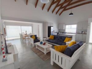 Posezení v ubytování Khumbaya Self Catering