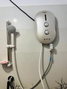 Ένα μπάνιο στο Villa Cinnamora