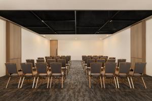 Οι επιχειρηματικές εγκαταστάσεις ή/και οι αίθουσες συνεδριάσεων στο Four Points by Sheraton Pontianak