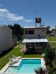 Πισίνα στο ή κοντά στο Complejo Santa Ana Miramar Buenos Aires