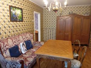 Posezení v ubytování Hubane 3-toaline korter Tondiraba Jäähalli ja pargi kõrval + 2 fotografie