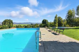 Зображення з фотогалереї помешкання Dwór Rychwałd у місті Rychwałd