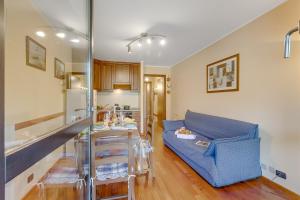 Η κουζίνα ή μικρή κουζίνα στο Appartamento Tracce Di Neve - Happy Rentals +8 φωτογραφίες