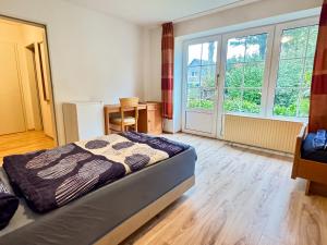 Gallery image of 33 - 5 Hotelkamer voor drie personen op de begane grond in Bunkenburg +6 photos