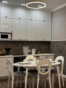 Fotografie z fotogalerie ubytování ALA APARTS - 4YOU, Amir v destinaci Zhezdi