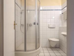 Galeriebild der Unterkunft 33 - 12 Hotelkamer voor twee personen in Bunkenburg