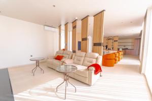 Χώρος καθιστικού στο Royal Palace Compound - Al Mounsiah +25 φωτογραφίες