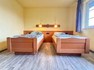 Galeriebild der Unterkunft 33 - 13 Hotelkamer voor twee personen in Bunkenburg + 6 Fotos