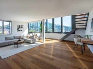 Fotografie z fotogalerie ubytování Exclusive SKY Penthouse in Thun v destinaci Thun