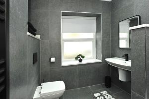 Vannituba majutusasutuses The Ralph Suite +4 fotot