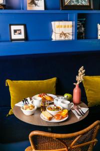 Jídlo v hotelu nebo okolí