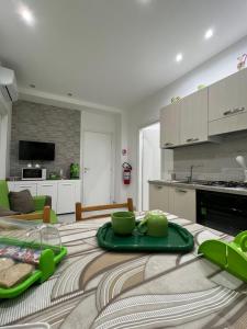 Η κουζίνα ή μικρή κουζίνα στο Angela apartments +12 φωτογραφίες