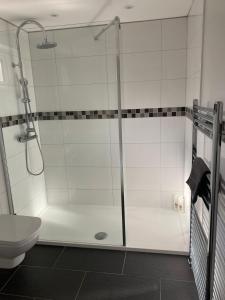 Et badeværelse på Coorie Cottage