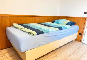 En eller flere senge i et værelse på Hotelkamer voor één persoon in Marx 33-18