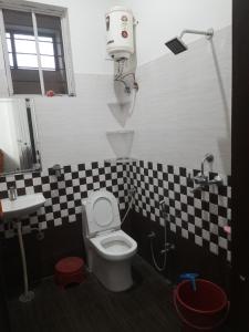 Ένα μπάνιο στο Shiv Villa