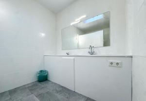 Fotografie z fotogalerie ubytování Ruime accommodatie voor 12 personen op begane grond v destinaci Bunkenburg + 19 fotografií