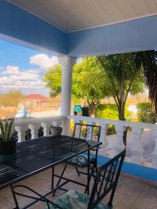 Balkón nebo terasa v ubytování Malebeswa Hillside View