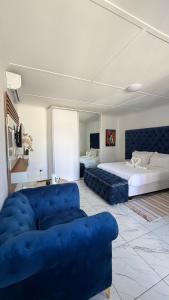 Χώρος καθιστικού στο Malrose guesthouse Tours And safaris Windhoek Namibia Airport Shuttle services available