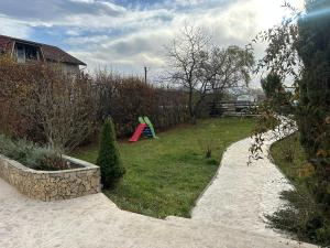 Φωτογραφία από το άλμπουμ του Pensiunea LAZY σε Selimbar