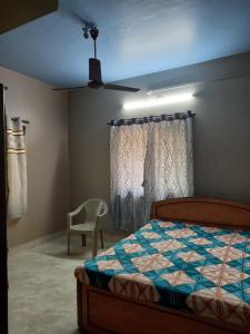 Ένα ή περισσότερα κρεβάτια σε δωμάτιο στο Beachglow