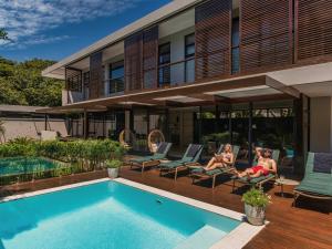 Bazén v ubytování Luxury Villa Aloe Ridge - Eden Rock Luxury Estate, Pennington nebo v jeho okolí