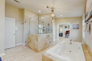 Koupelna v ubytování The Sound at Seaglade + 15 fotografií