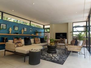 Posezení v ubytování Luxury Villa Aloe Ridge - Eden Rock Luxury Estate, Pennington