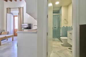 Ένα μπάνιο στο Refugio de Visitación +28 φωτογραφίες