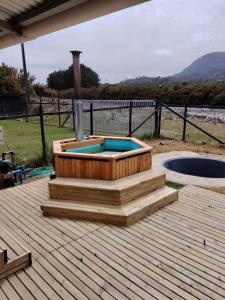 Γενική θέα στο βουνό ή θέα στο βουνό από  αυτό το κατάλυμα σε φάρμα