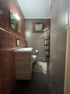 Ένα μπάνιο στο Luxury Dom Home +29 φωτογραφίες