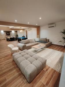 Χώρος καθιστικού στο Longère de charme rénovée - dépaysement et verdure +33 φωτογραφίες