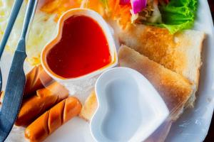 Φαγητό σε αυτό το κάμπινγκ ή κάπου εκεί κοντά