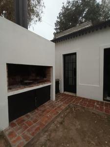 Το κτήριο όπου στεγάζεται  η παραθεριστική κατοικία