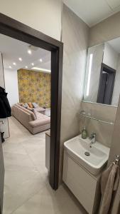 Ένα μπάνιο στο C-Home