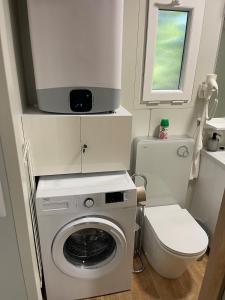 Koupelna v ubytování Balance Balaton + 16 fotografií