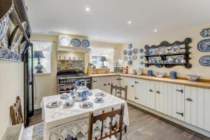 Køkken eller tekøkken på 2 Bed in Newburgh oc-w33400