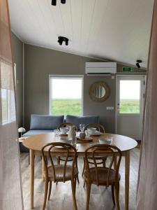 Φωτογραφία από το άλμπουμ του Kirkjuholt Guesthouse, 7 στο Σέλφος +1 φωτογραφίες