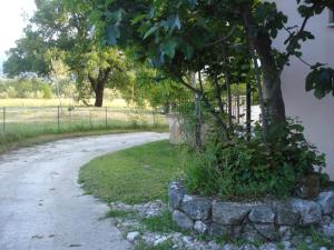 A garden outside Agriturismo La Fattoria