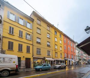 Το κτήριο όπου στεγάζεται  το διαμέρισμα