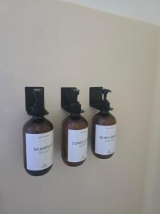 Billede fra billedgalleriet på Cozy Private Suite Near Train to NYC i Fairfield