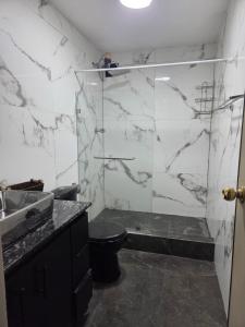 Koupelna v ubytování aparhotel 1309 + 8 fotografií