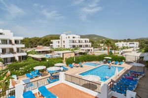 a view of the pool at a resort at Aptos Casa Luis by Invisa in Santa Eularia des Riu